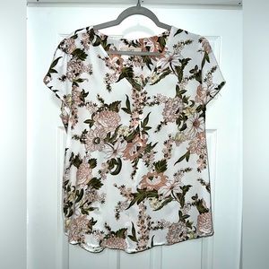 Beautiful Loft Blouse!